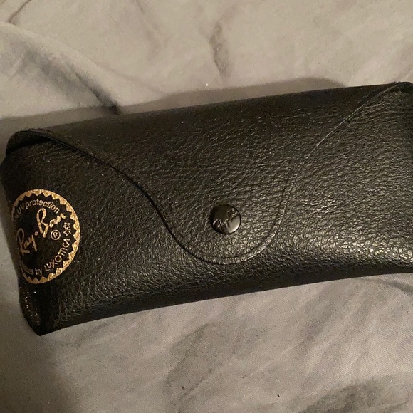 Ray-Ban Sunglasses - Picture 1 of 4